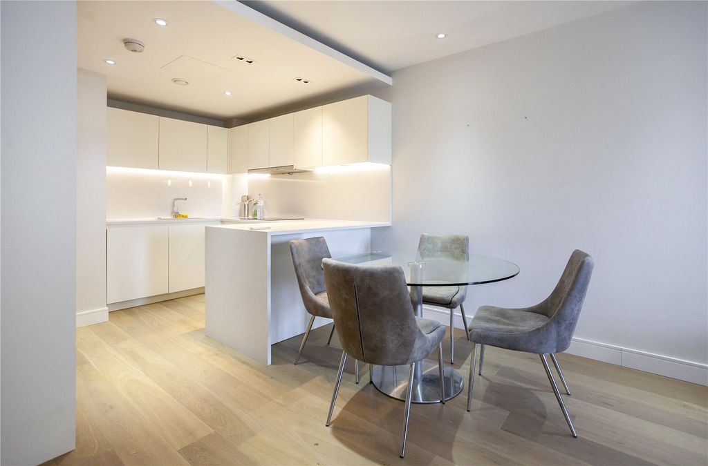 Property photo 1 of 17 Picture No. 02