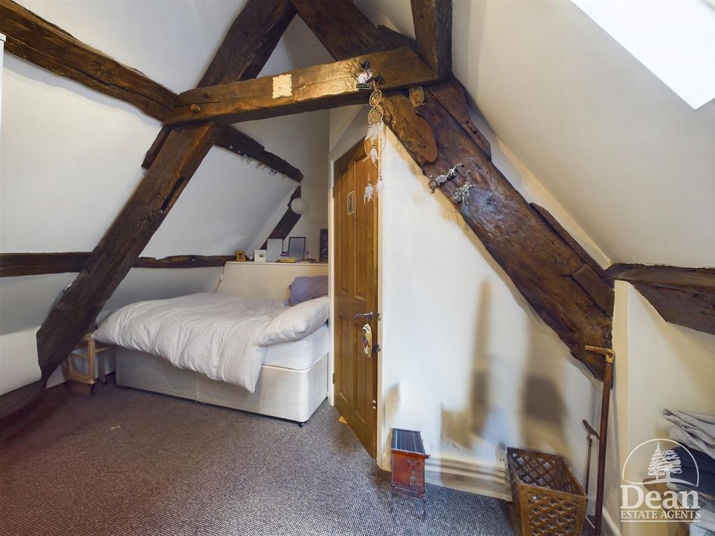 Property photo 3 of 21