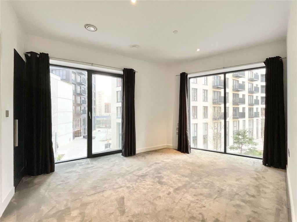 Property photo 3 of 15 Picture No. 32