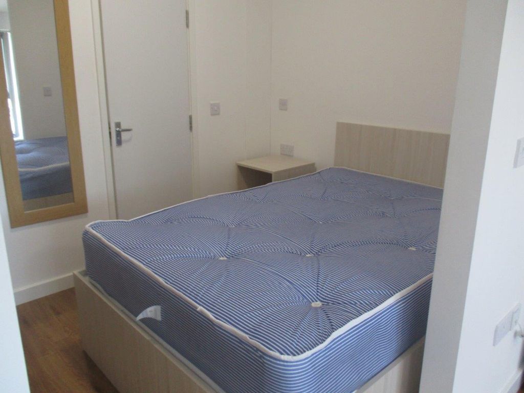 Property photo 3 of 16 7 Kiln Court Bedroom 2 2017.Jpg