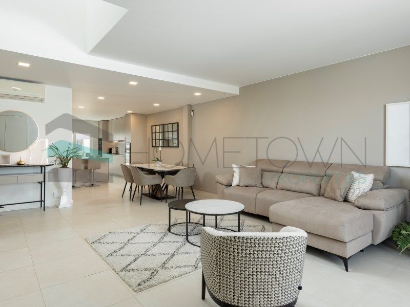 Property photo 1 of 48