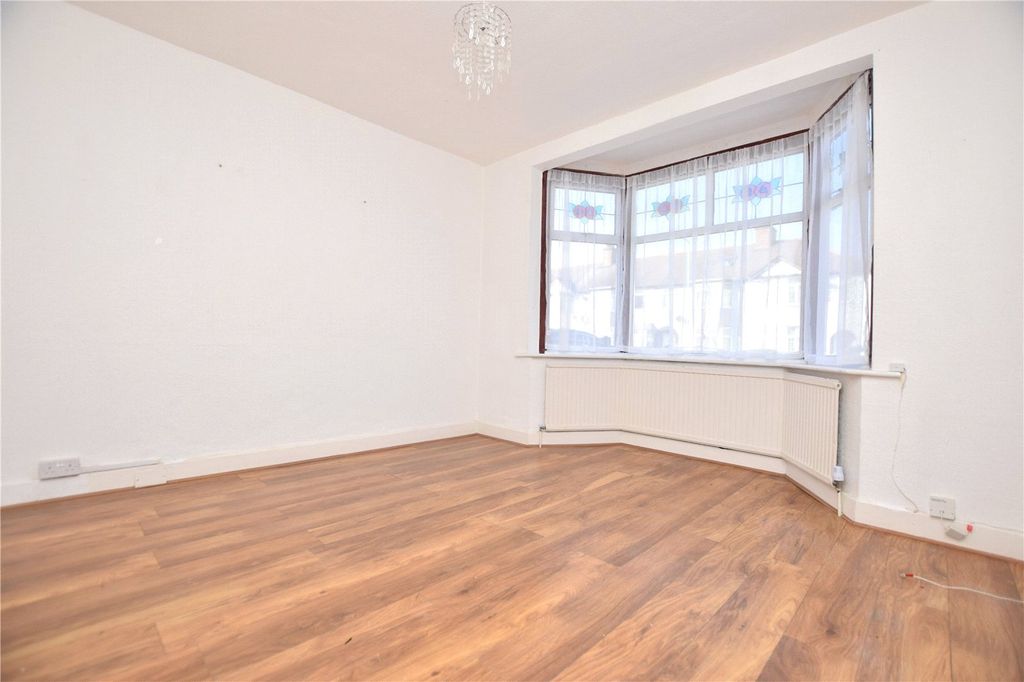 Property photo 2 of 9 Picture No. 07