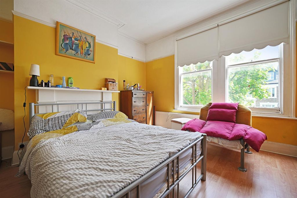 Property photo 3 of 9