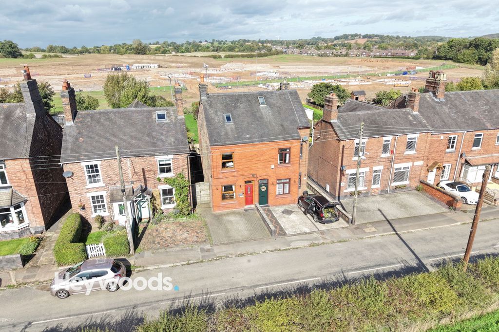 Property photo 1 of 54