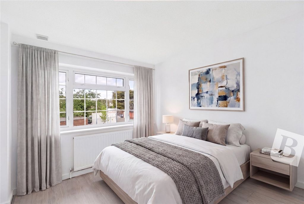 Property photo 3 of 9 Picture No. 19