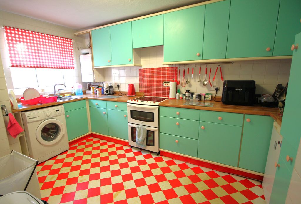 Property photo 2 of 14
