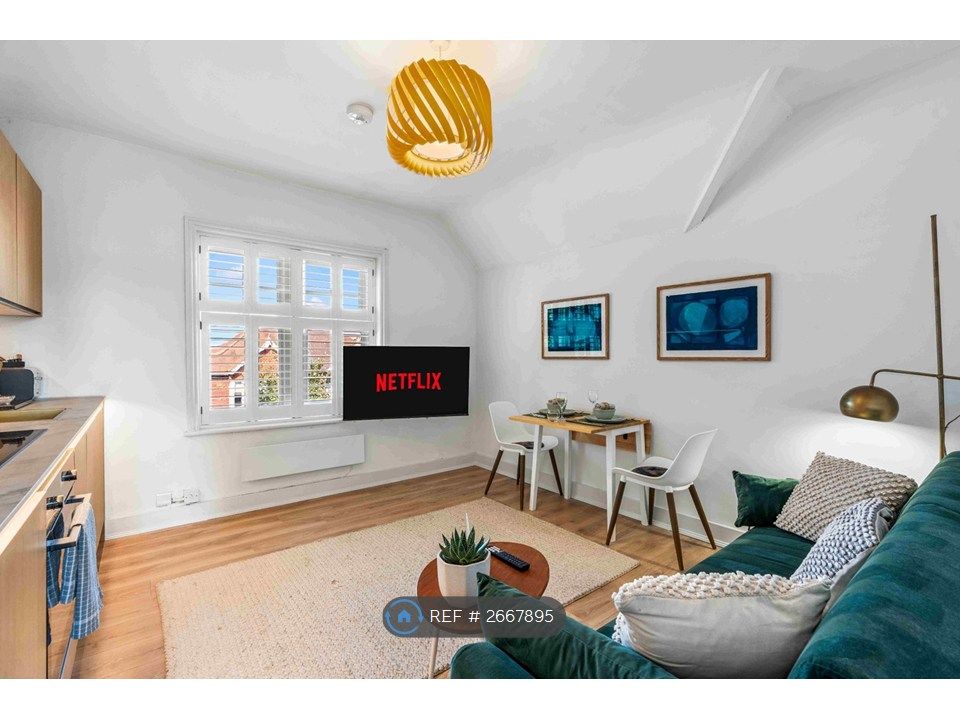 Property photo 2 of 8 Open Plan