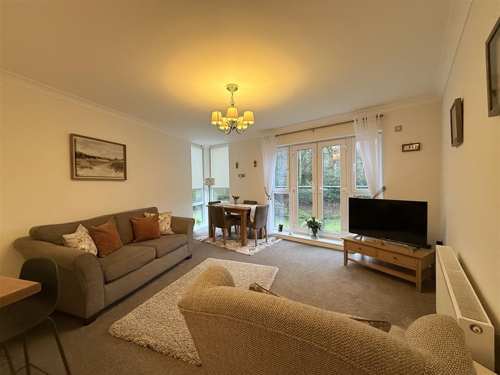 Property photo 3 of 19 Fullsizerender.Jpeg