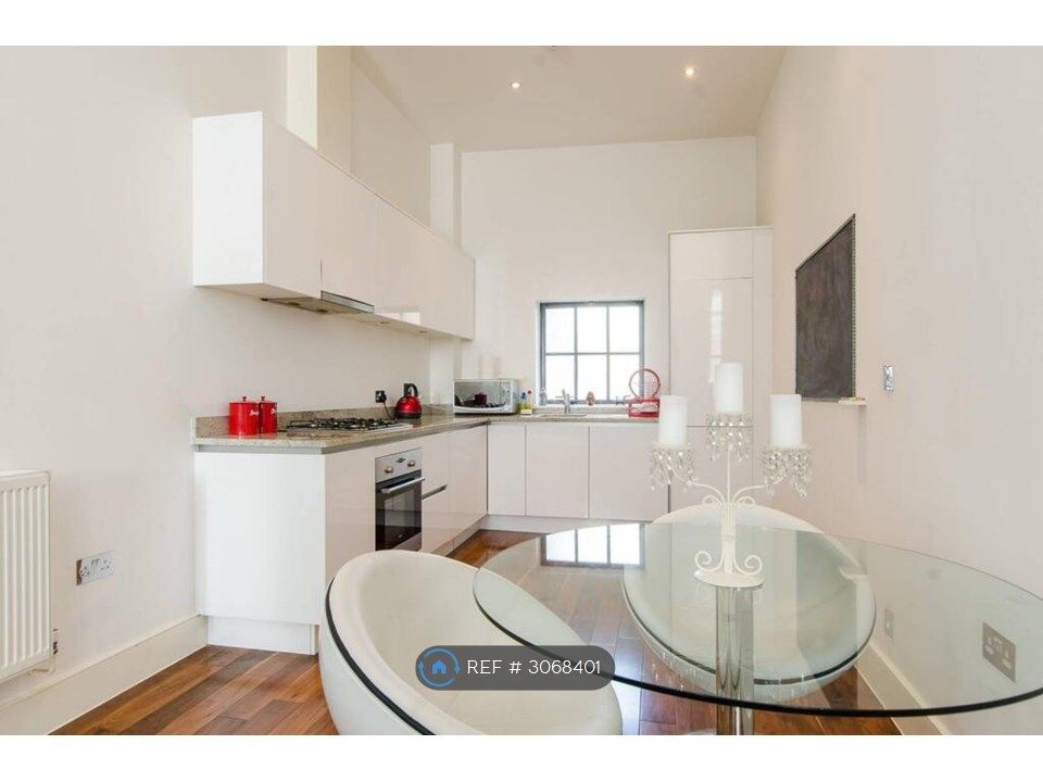 Property photo 1 of 10 Kitchen Diner