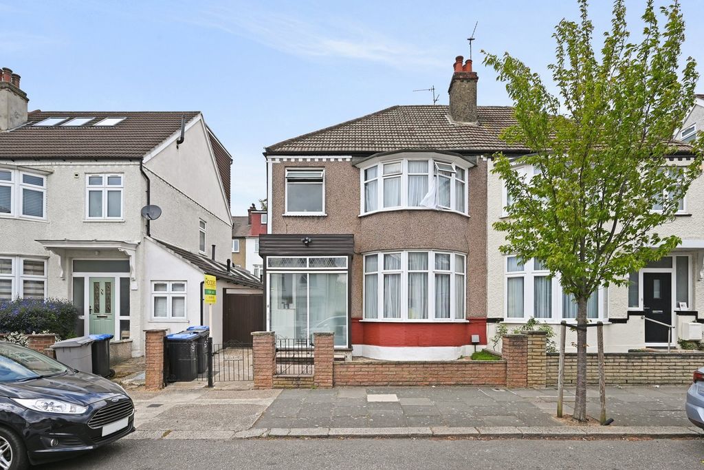 Property photo 1 of 14