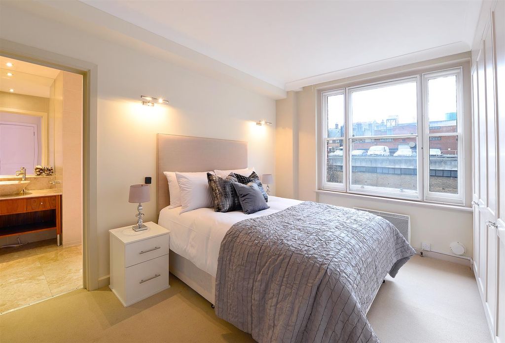 Property photo 2 of 19 Hillst-36-20.Jpg
