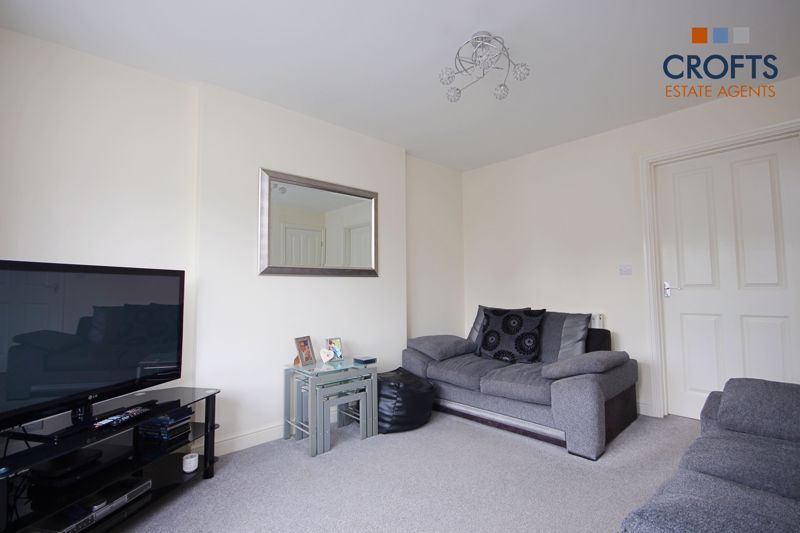 Property photo 2 of 10 Lounge