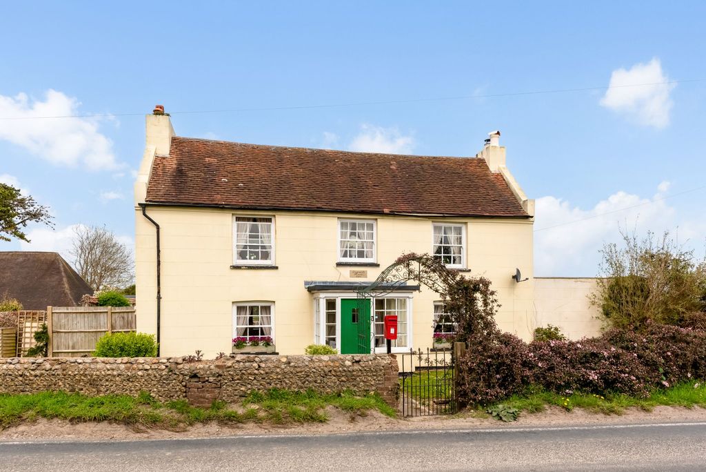 Property photo 1 of 35