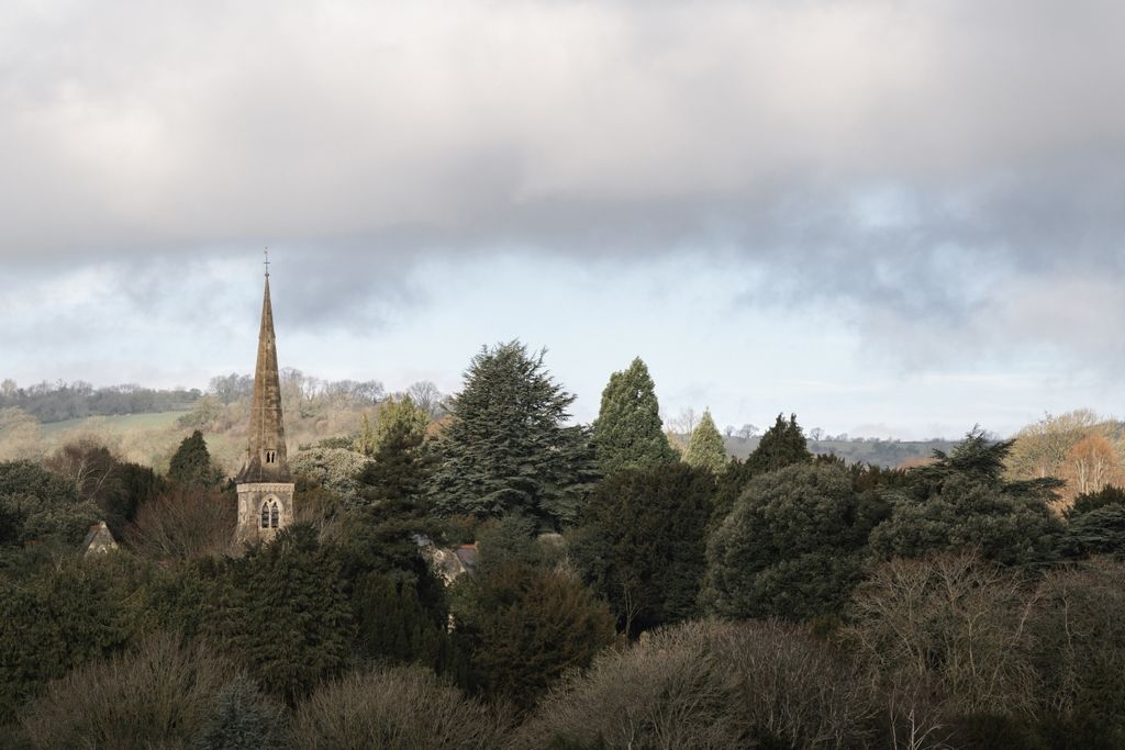 Property photo 3 of 10 8