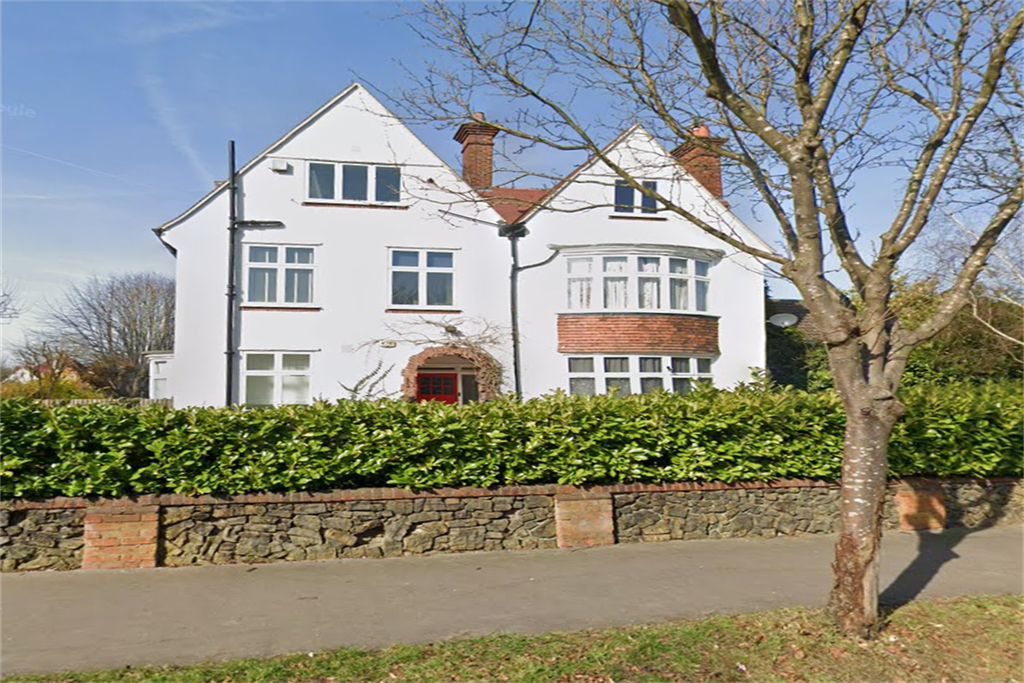 Property photo 1 of 16 (Main)