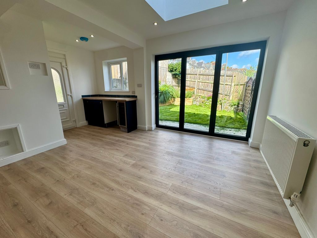 Property photo 3 of 15 Img_4701