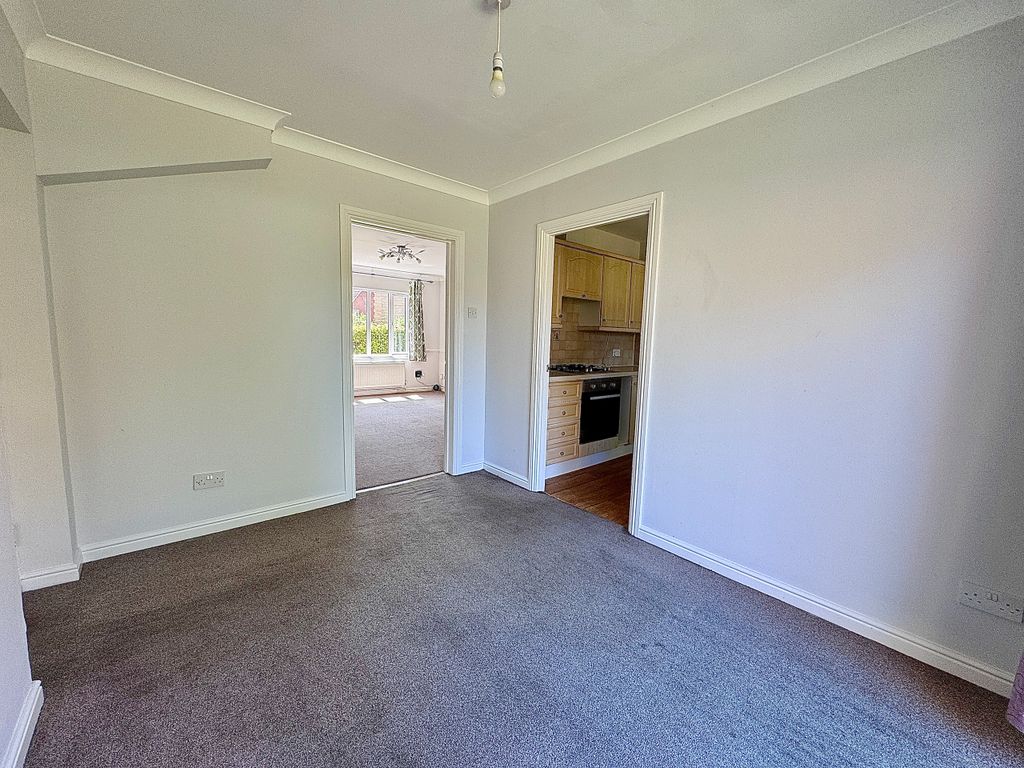 Property photo 3 of 18 1