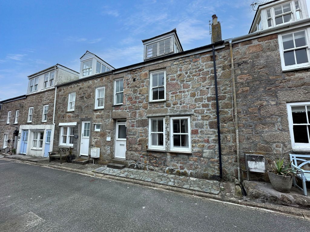 Property photo 1 of 11
