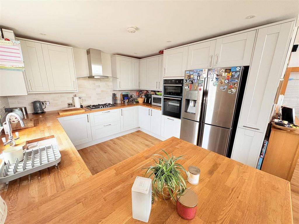 Property photo 3 of 13 Img_0860.Jpg