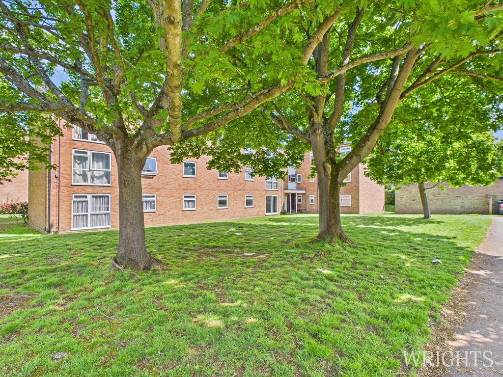 Property photo 1 of 14 Cam02796G0-Pr0388-Still001