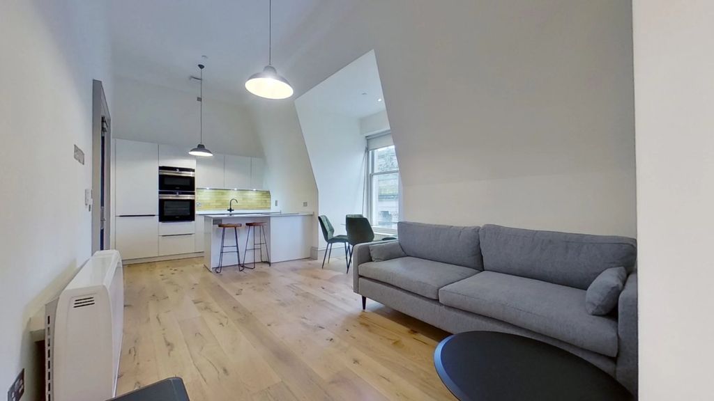 Property photo 2 of 13 Photo 2