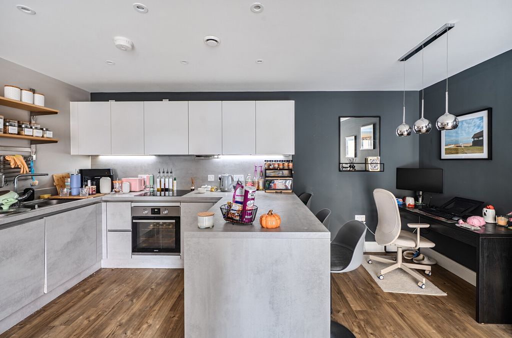 Property photo 3 of 14 1527483-1-6Ac3A8d...