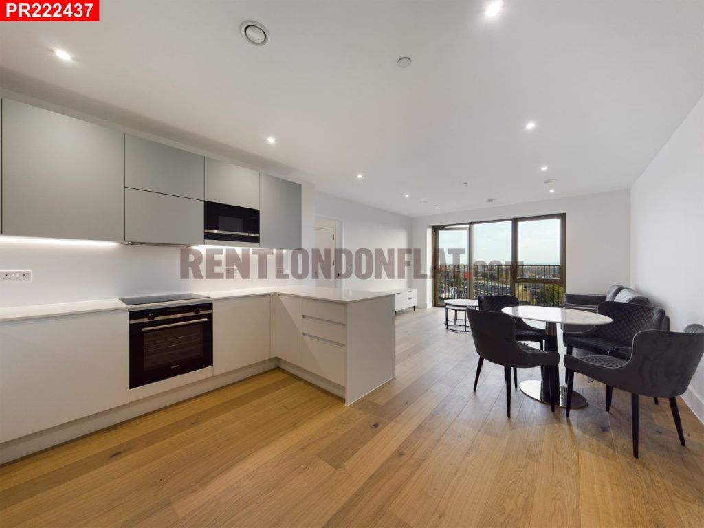 Property photo 3 of 11