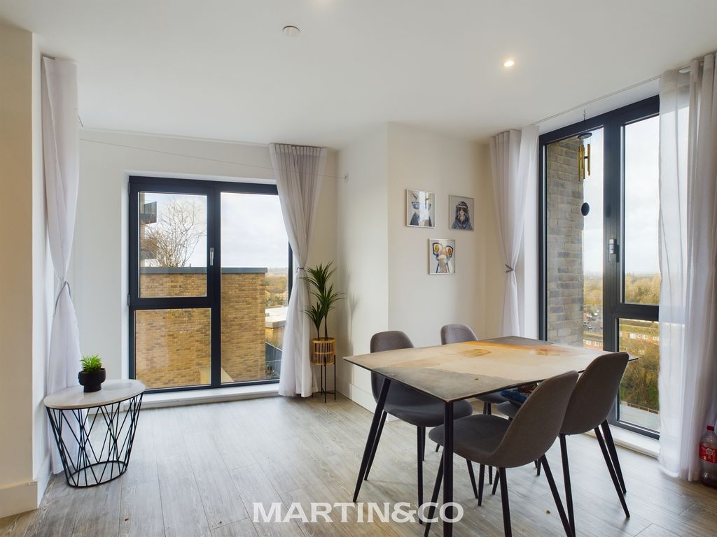 Property photo 3 of 8