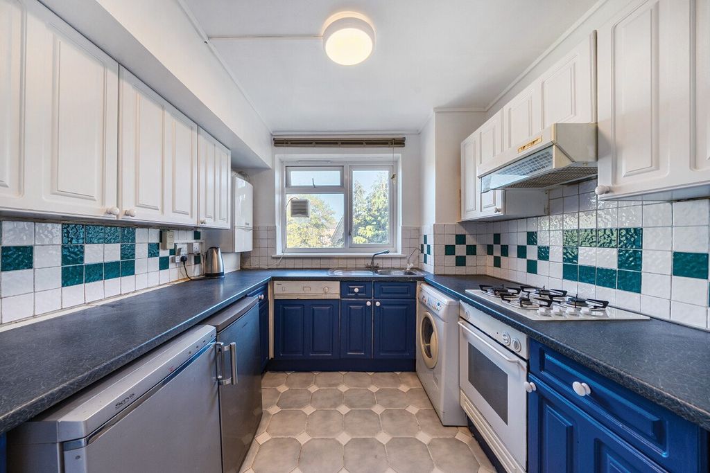 Property photo 2 of 6 Picture No. 06