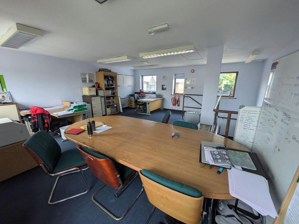 Property photo 3 of 6 1000032374.Jpg