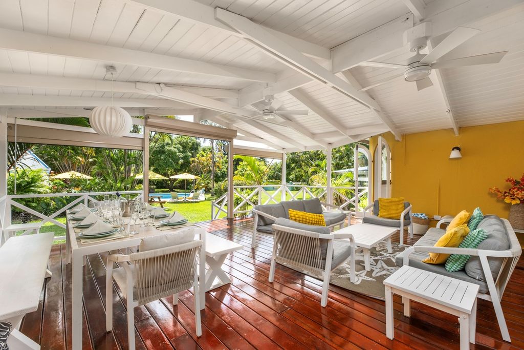 Property photo 2 of 21