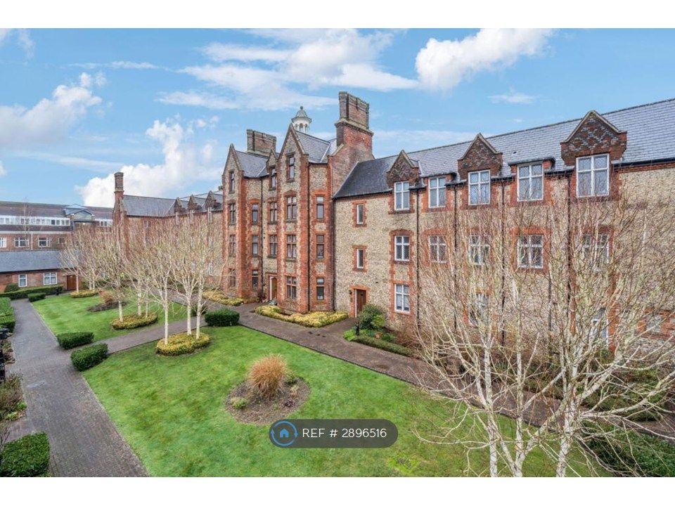 Property photo 2 of 11