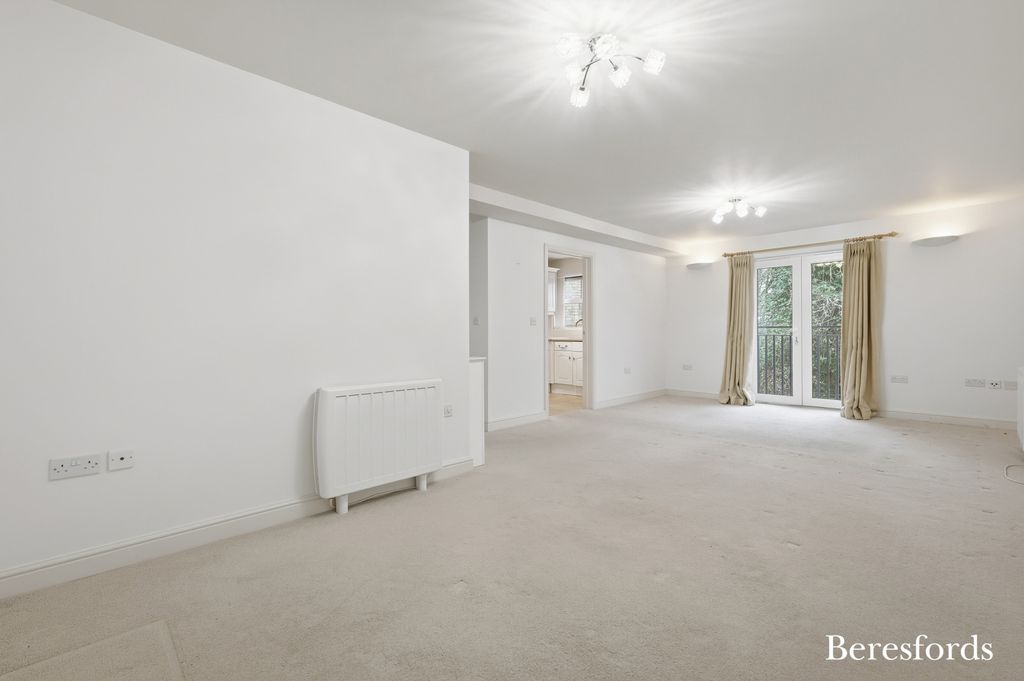 Property photo 3 of 16 Picture No. 19