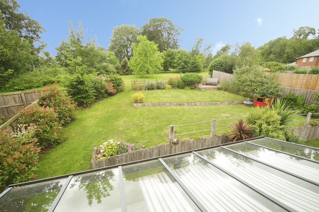 Property photo 3 of 31