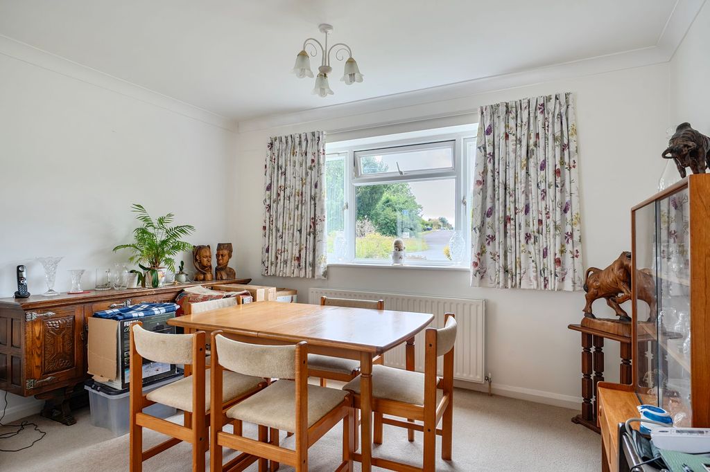 Property photo 3 of 19