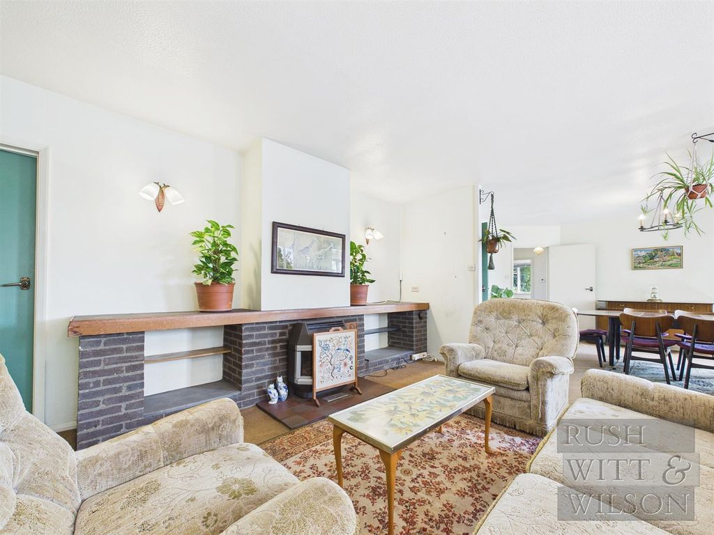 Property photo 3 of 42