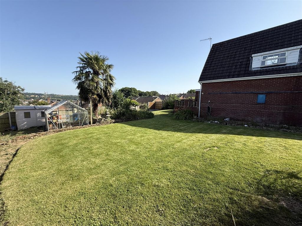 Property photo 2 of 18 Gorsey 23.Jpg