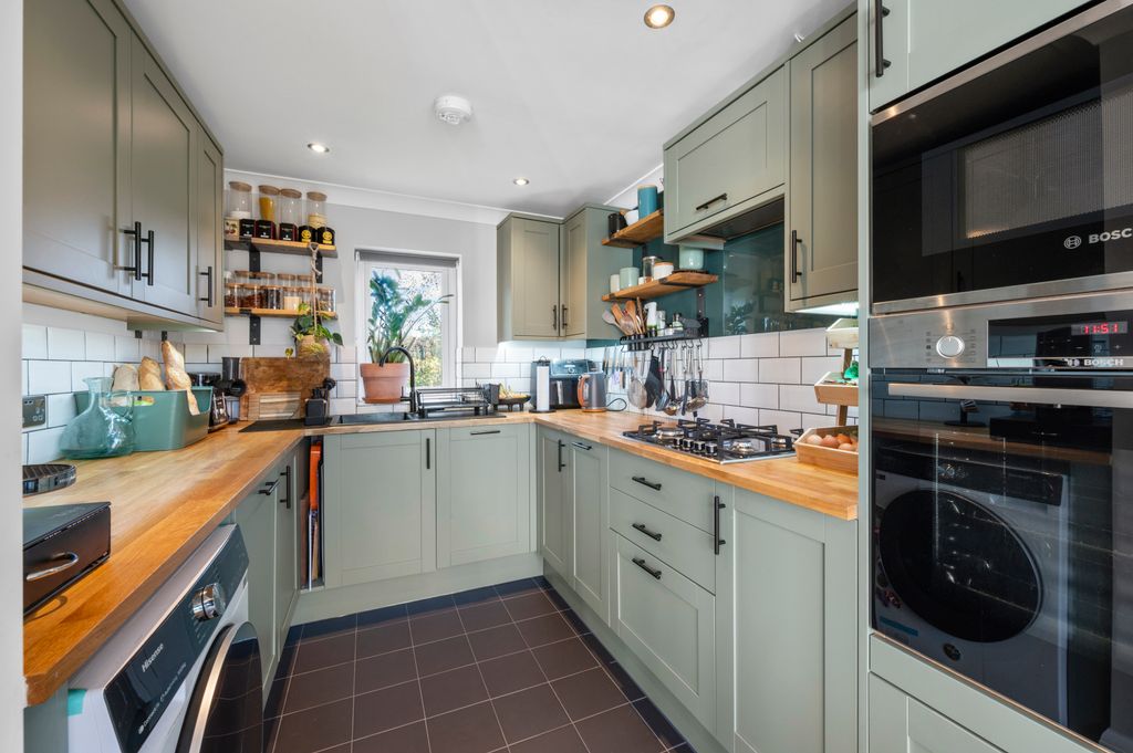 Property photo 3 of 18 Picture No. 16