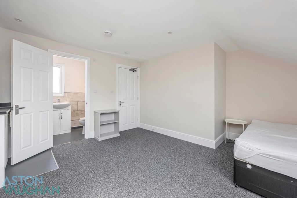 Additional image 14 of 6 bed terraced house to rentRugby Road, Worthing BN11