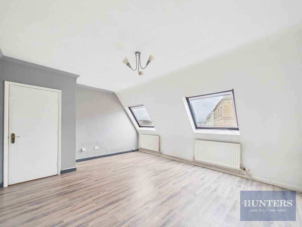 Property photo 2 of 8 Living Room