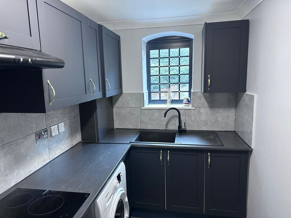 Property photo 2 of 5 Image