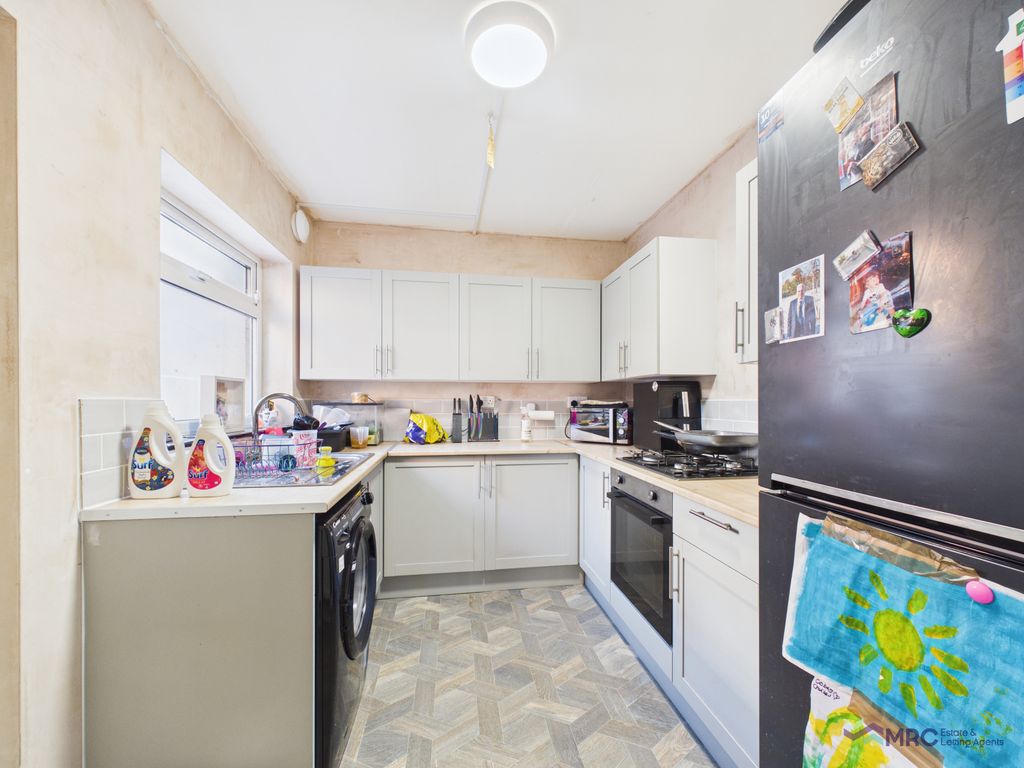 Property photo 3 of 5 Gallery