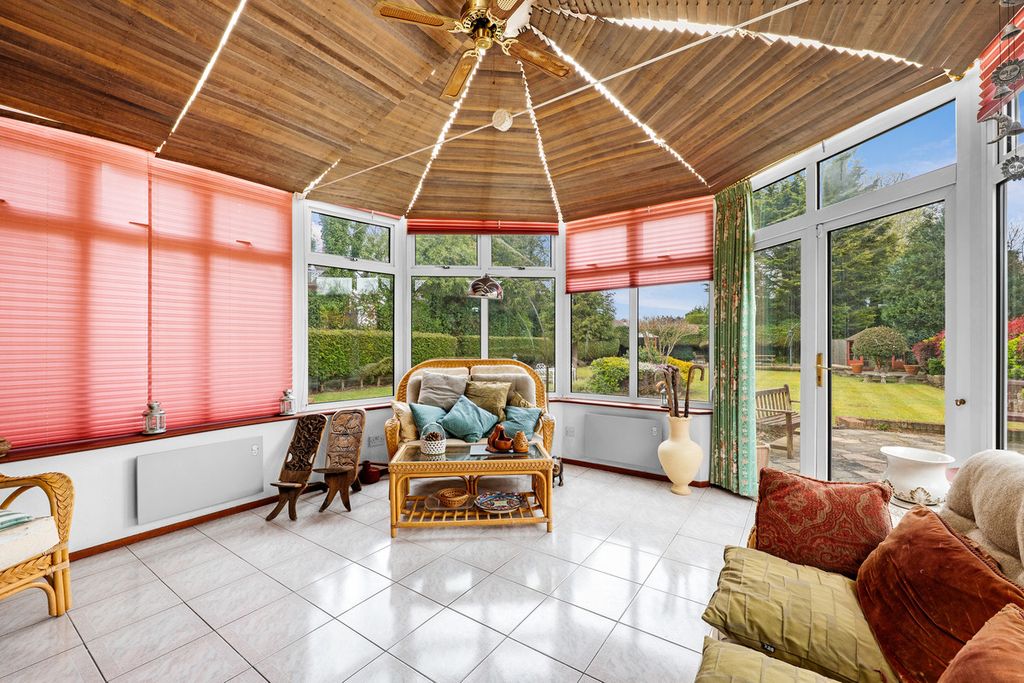 Additional image 5 of 3 bed bungalow for saleWoodcote Park Avenue, Purley CR8