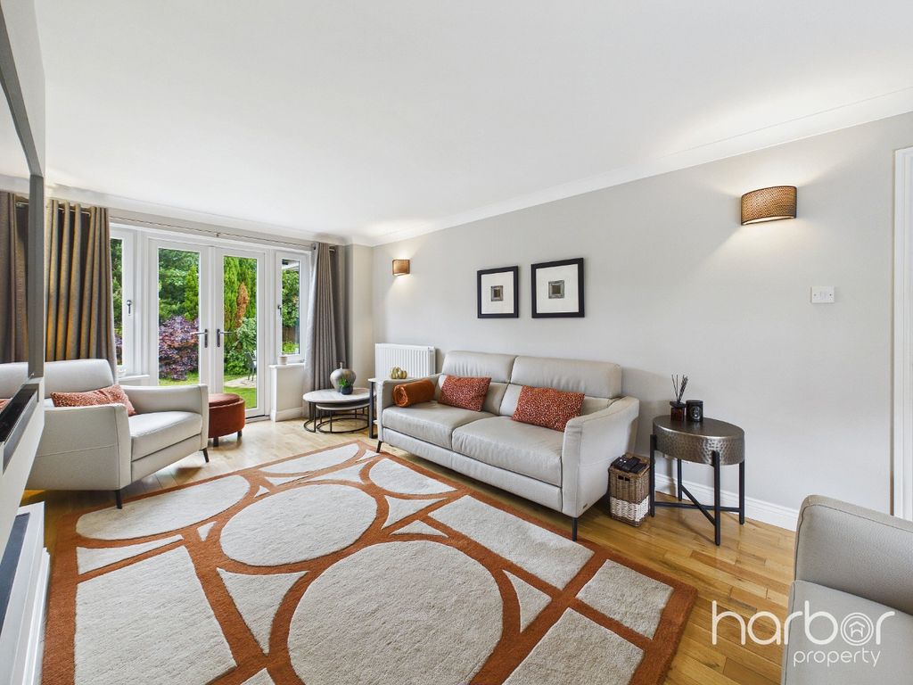 Property photo 2 of 26 5216504