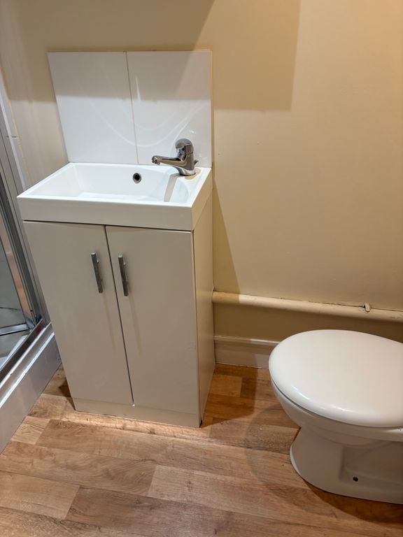 Property photo 2 of 4