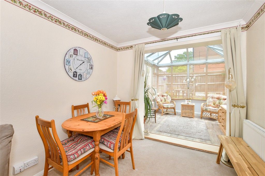 Property photo 3 of 16 Lounge/ Dining Room