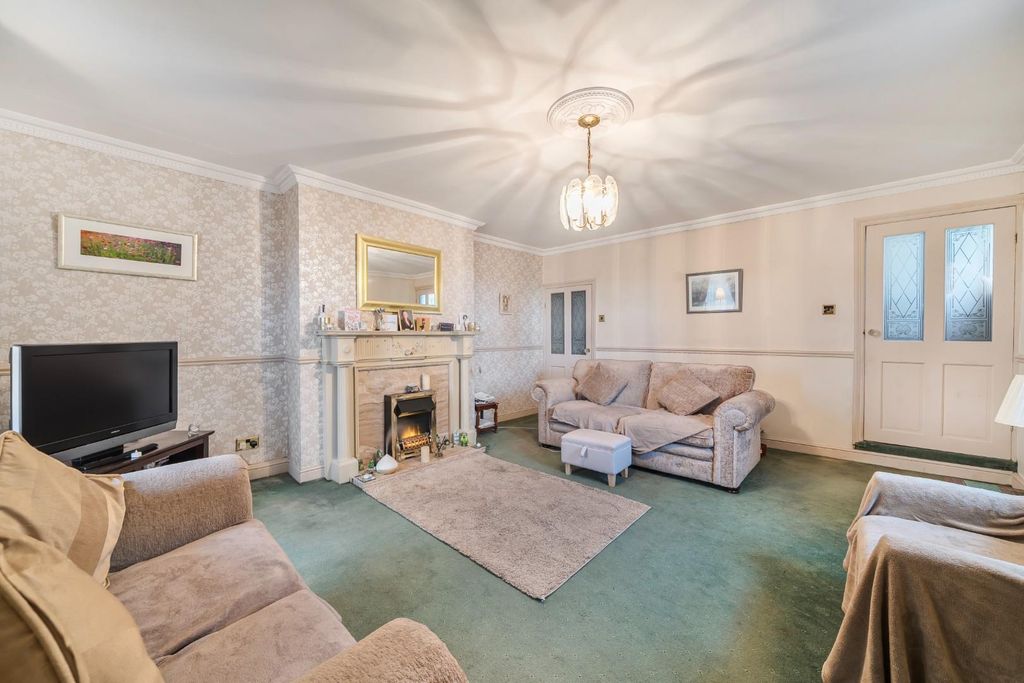 Property photo 3 of 18 1349249-6-68c2Fdb5d27Fe.Jpg