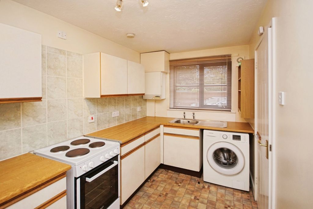 Property photo 3 of 15