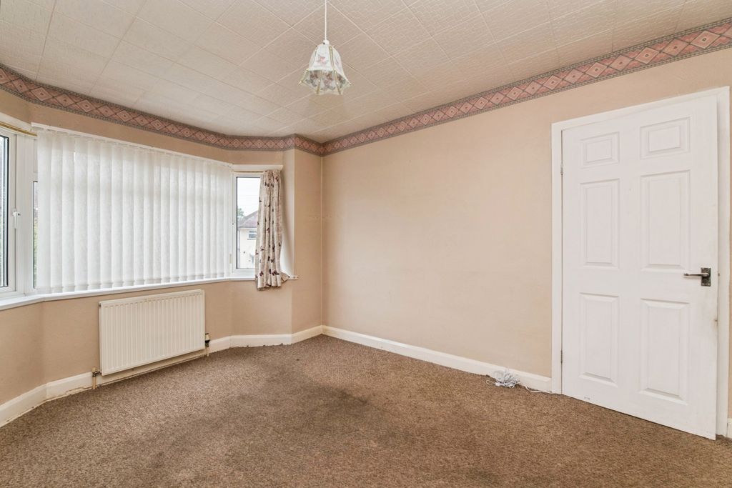 Property photo 3 of 15 Photo