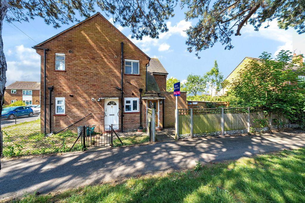 Property photo 1 of 9 20-681Df9Ff599A1-...
